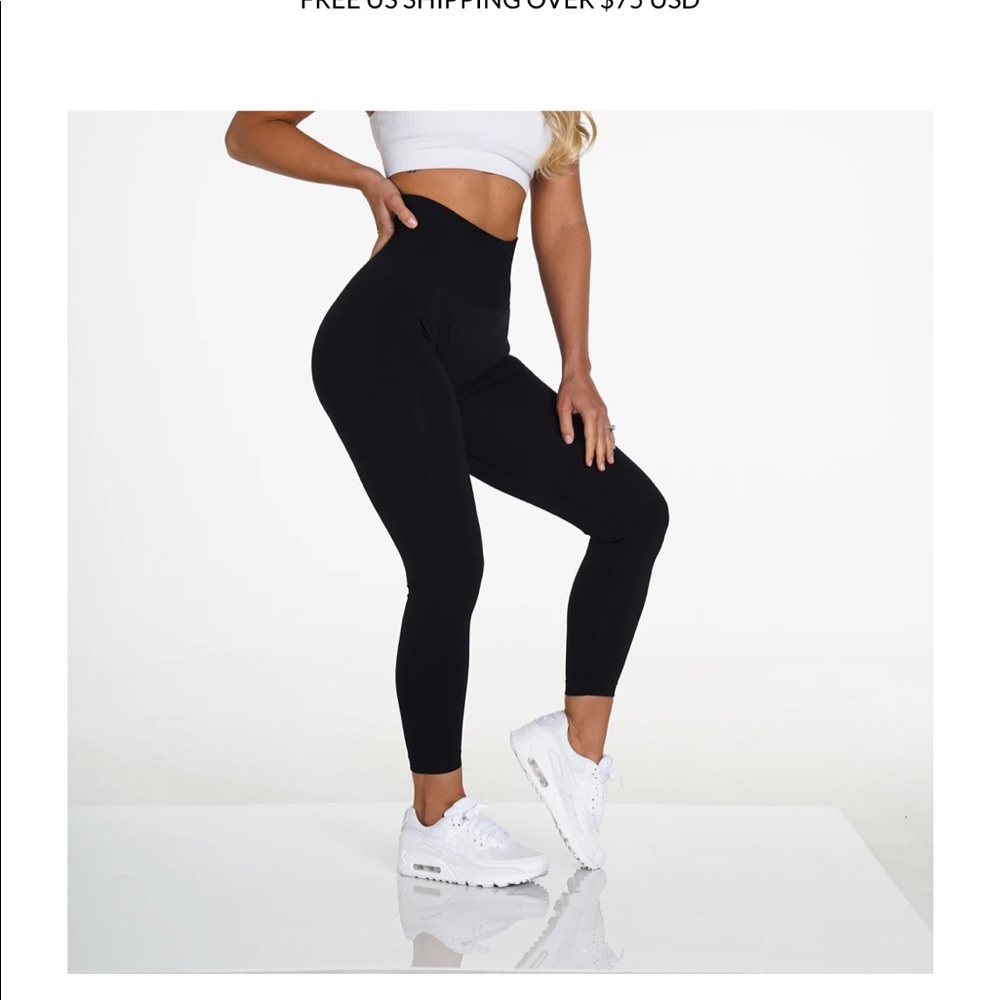 NVGTN black Solid Seamless Leggings size medium. Good condition.